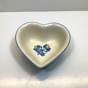 Pfaltzgraff stoneware heart shaped candy dish